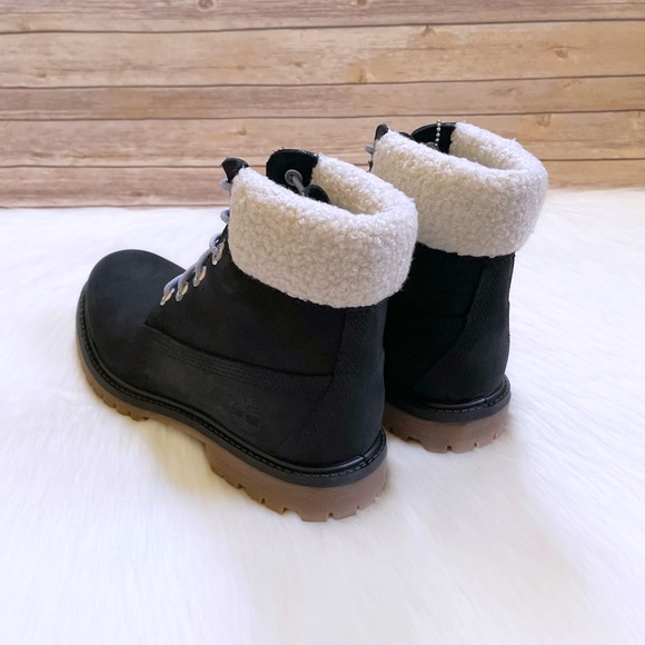 Timberland Women’s Premium 6 Inch Waterproof Black Boots - Picture 2 of 7